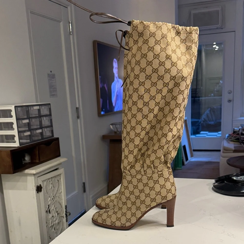Gucci Beige GG Monogram Lace-Up Over-the-Knee Boots - Picture 4 of 6